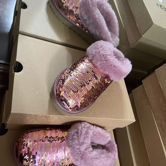 UGG | Cluggette Sequins PINK Slippers New In Box - Picture 12 of 15